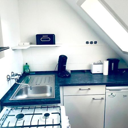 Wohnung Mit Neuem Bad Und Kueche เกลเซนเคียร์เคน ภายนอก รูปภาพ